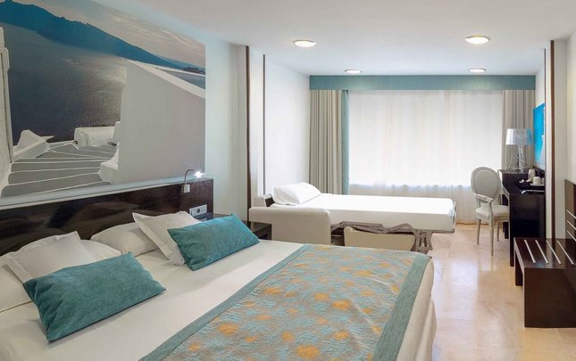 Habitación supreme doble Villa del Mar Hotel Benidorm