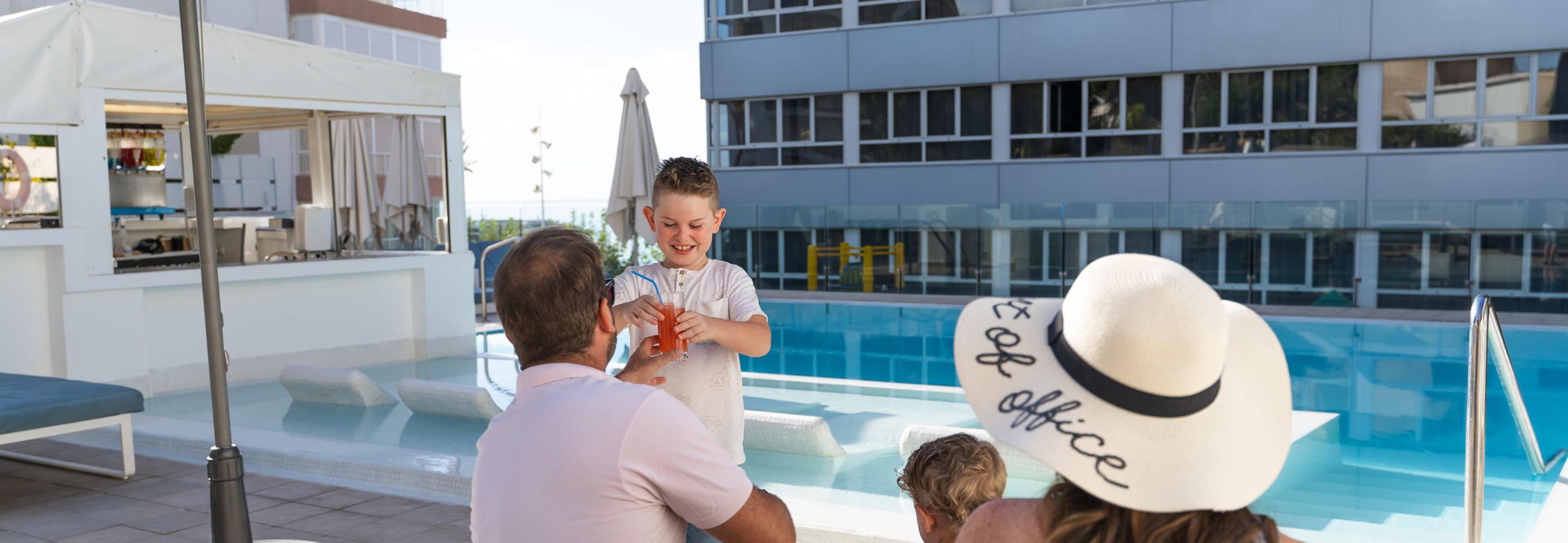 Verano mágico Villa del Mar Benidorm Verano mágico Villa del Mar Benidorm